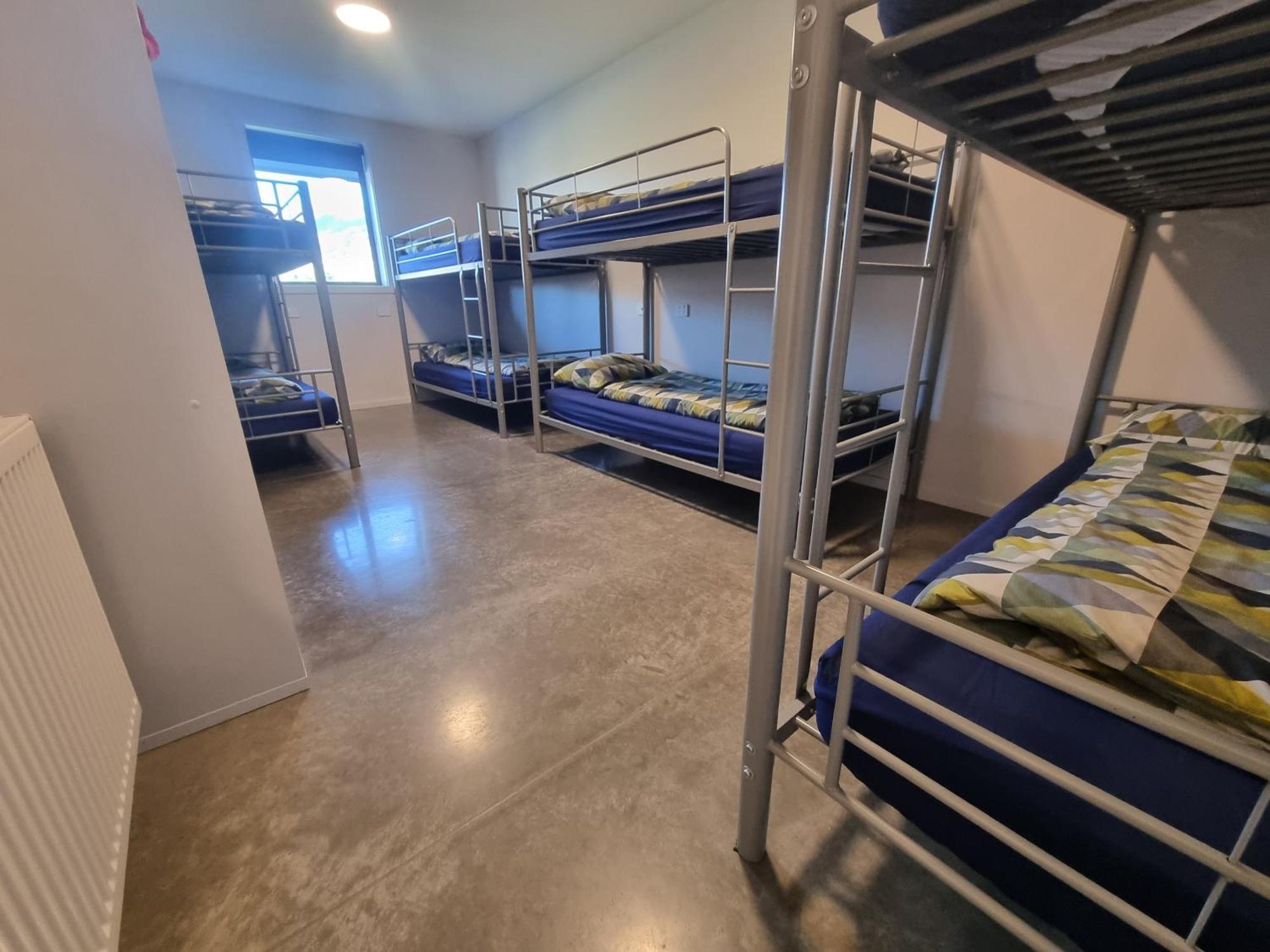 Penny's Drop Lodge *